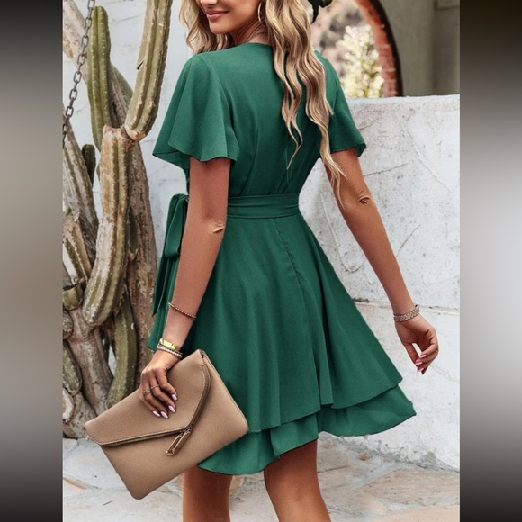 Boho Dark Green Surplice Butterfly Sleeve Ruffle Dress - Picture 2 of 6